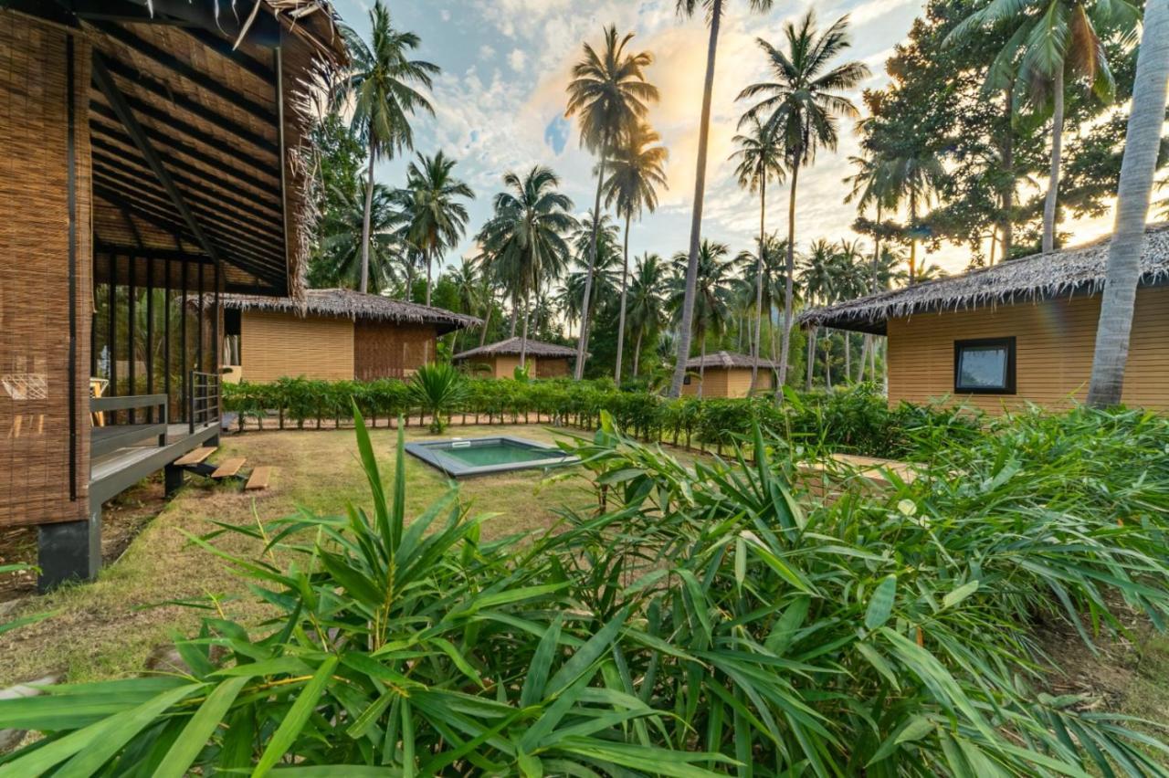Suan Residence - Exotic And Contemporary Bungalows With Private Pool Chaloklum Exterior photo